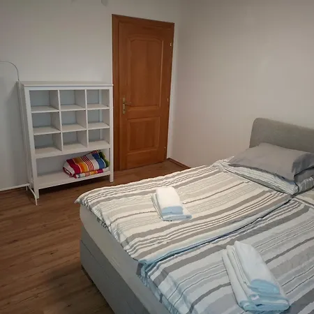 Bed & Breakfast Bei Sabine 3*